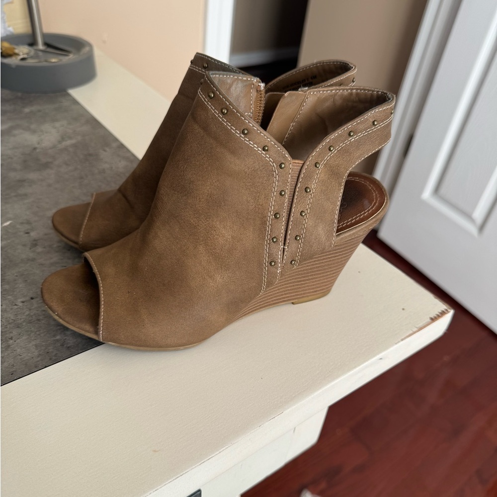 Sugar Peep Toe Booties Size 6